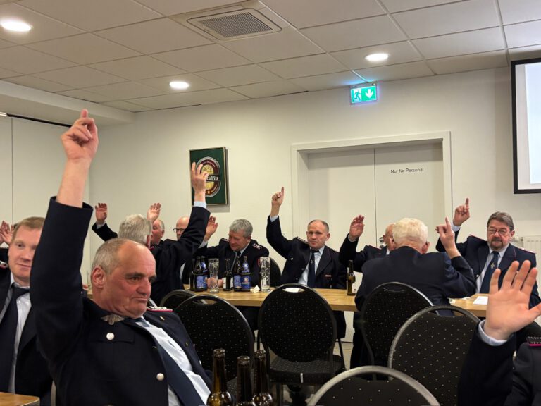 Generalversammlung der Feuerwehr Herzlake: Rückblick, Ehrungen und klare Zukunftspläne